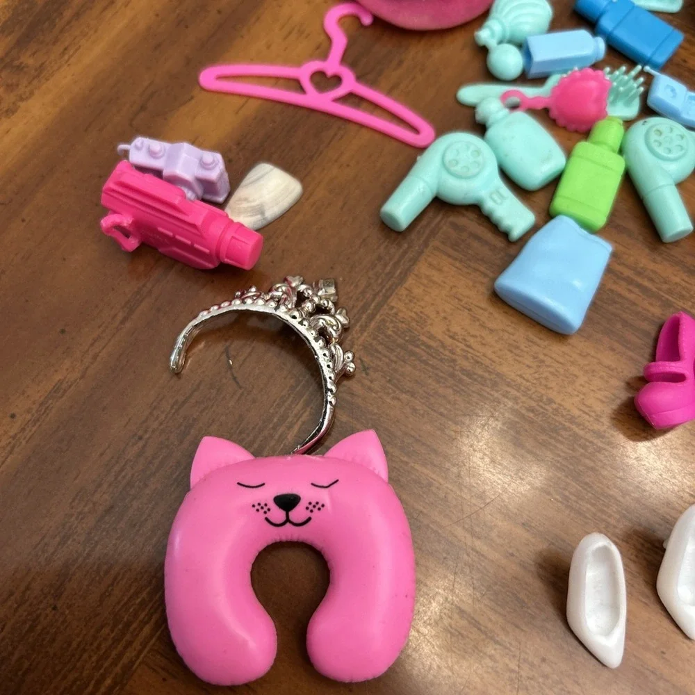 lot barbie shoes hat accessories‎